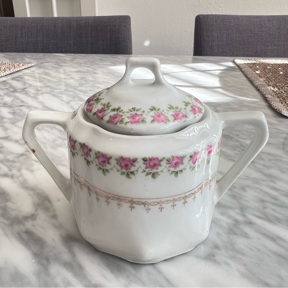 Vintage Sugar Bowl with Pink Rose Garland - Picture 1 of 6